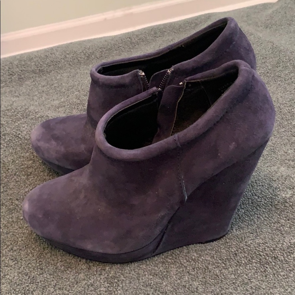 Trouve Navy Blue Suede Bootie, sz 7